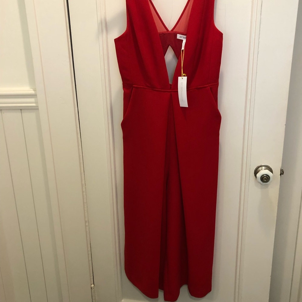 Elegant Red Sleeveless Jumpsuit